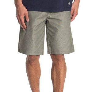 Hurley Nike Dri-Fit Breathe Shorts. Mens Waist Size 33. NWT